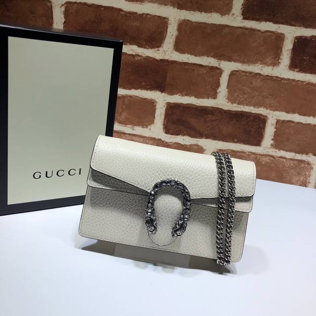 Price P adjustment! Chain bag counter quality, top original goods, real shot! Mo