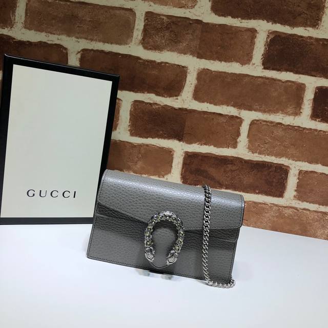 Price P adjustment! Chain bag counter quality, top original goods, real shot! Mo