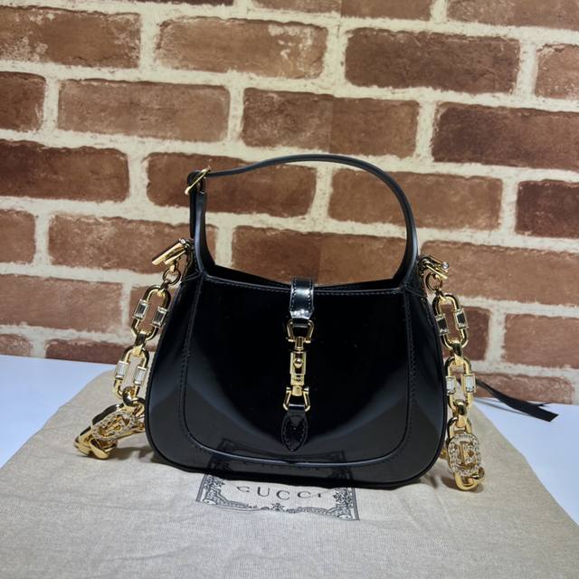 Counter quality, top original goods, real shot! Model No. 699651g patent leather