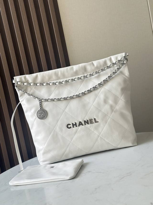 New bag is coming hot Original leather white silver buckle medium size: 3261 Ori