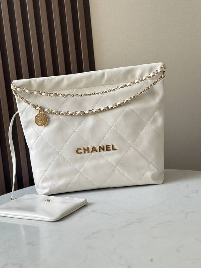 Original leather New bag is coming hot Original leather white gold buckle medium