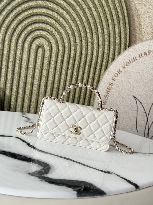 original leather Newchane1 24P30P pearl handle Woc white price 46800Rmb purchase
