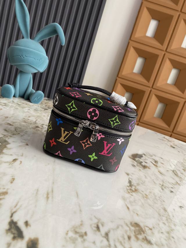 Exclusive background dynamic chip top original M13747 Lv Takashi Murakami Nice M