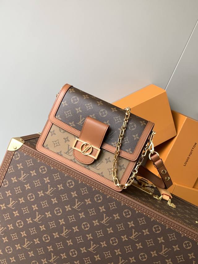 Top original order, variable chip New hardware M45958 medium handbag Louis Vuitt