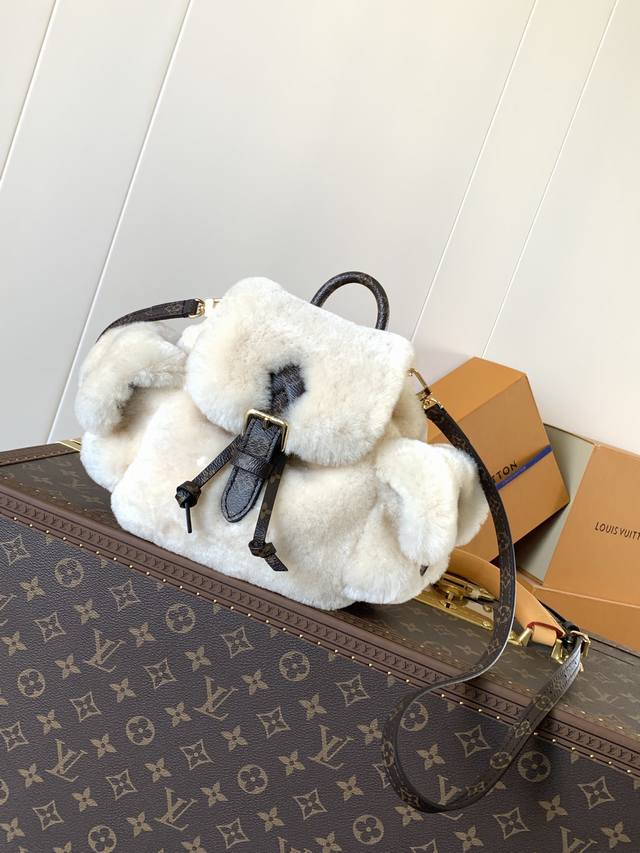 Top original, variable chip M11919 Nano Teddy backpack from the Lv Ski series, s