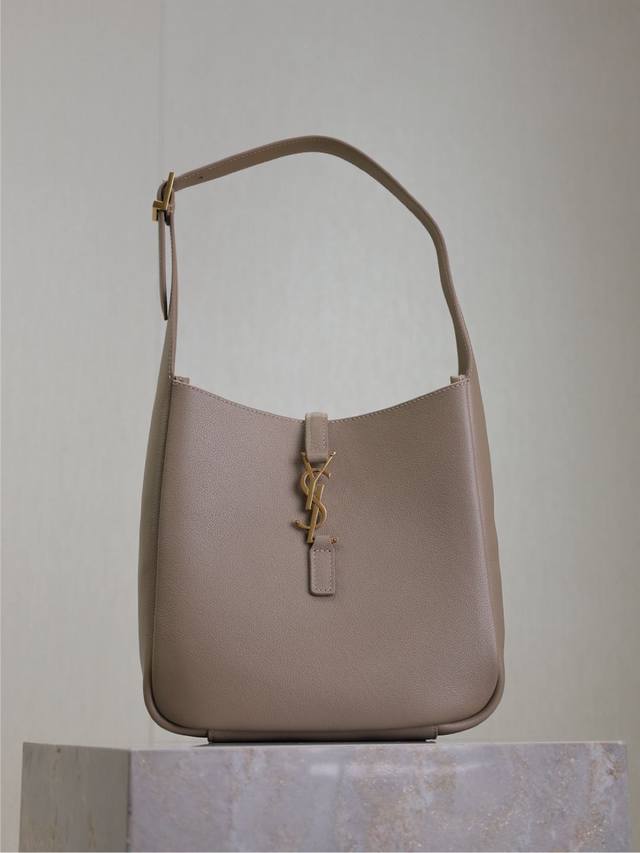 Khaki Original leather without packaging Popular Le 5A7 underarm bag This year's