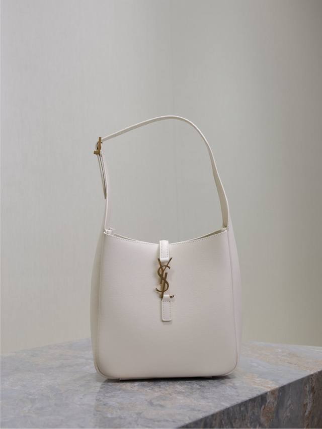 White gold buckle Original Hot-selling Le 5A7 underarm bag This year's popular s