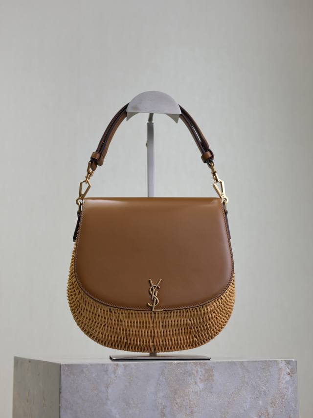 Voltaire_Rattan craft underarm saddle bag The natural texture of wicker and the