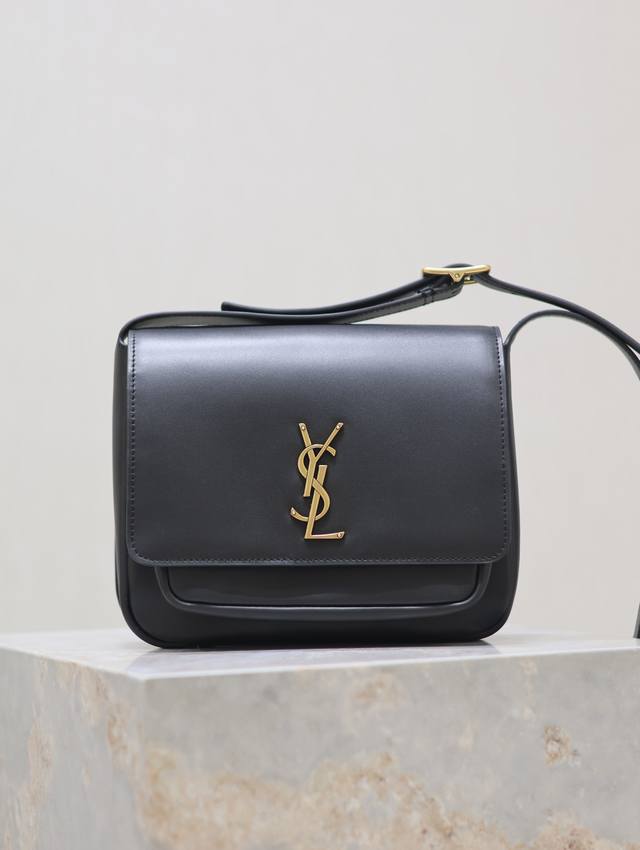 Niki_Baby new model made of cowhide A salty college style shoulder and crossbody