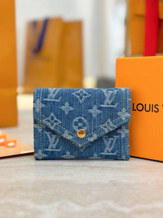 Victorine Wallet M13212 Denim Blue Size: 12X9.5X2.5Cm