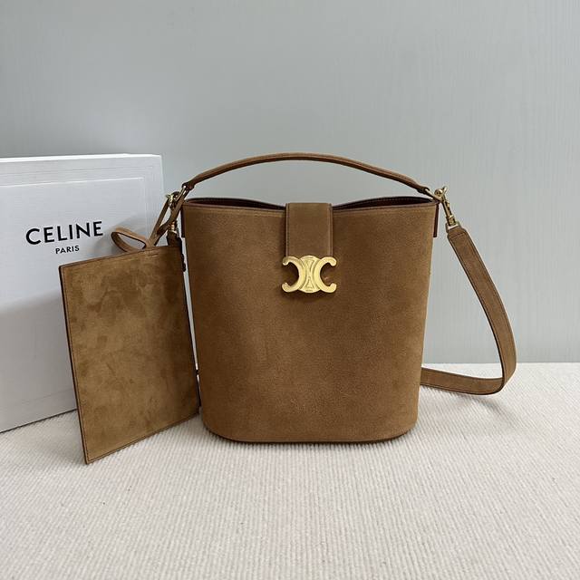New product launched Ce's new bucket bag Louise uses cowhide suede to create a r