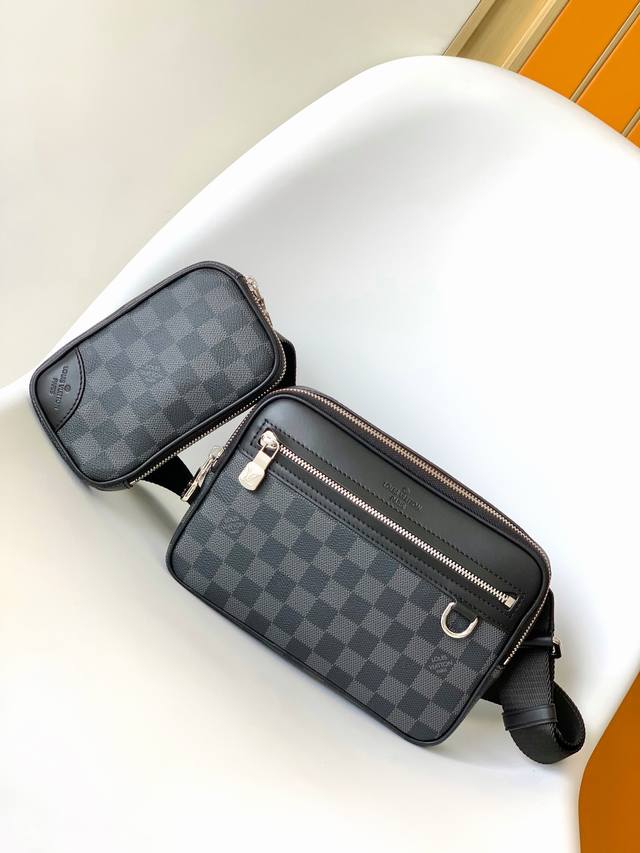 Top Original N50018 This Scott messenger bag in Damier Graphite canvas gives a n