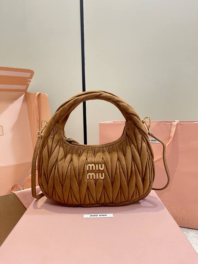 cocoa brown 5Bc125: Miumiu's new Miuwander suede leather handbag, this year's ho