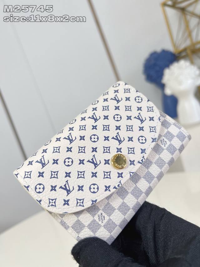 Factory Price P Top Original M25745 This Rosalie coin purse is reinterpreted in
