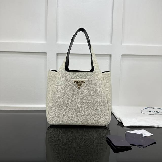 Prada new counter quality, top original calfskin, original hardware, real shot,