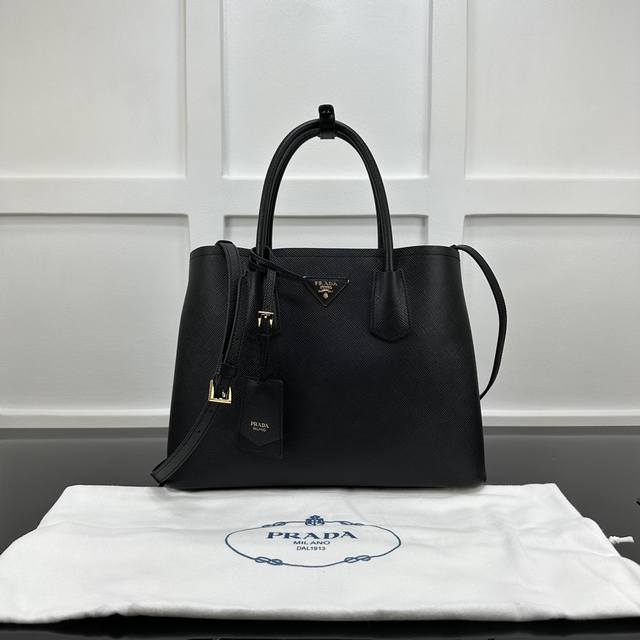 Prada new counter quality, top-grade original leather, original hardware, real s