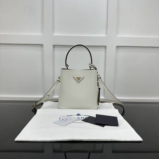 Prada new counter quality, top original leather, original hardware, real shot, m