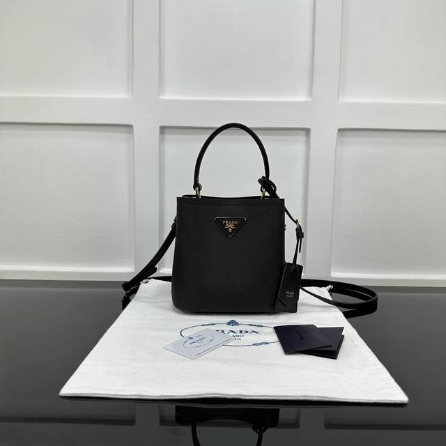 Prada new counter quality, top original leather, original hardware, real shot, m