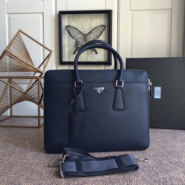 Special grade with full set of packaging P's latest men's bag 0366, counter sync