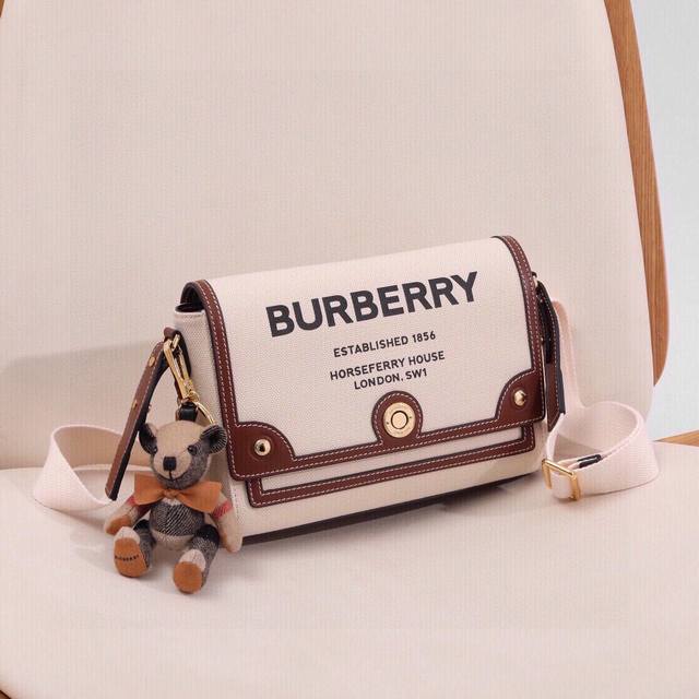 New Note crossbody bag arrives Made of grained leather and Vintage check, with l