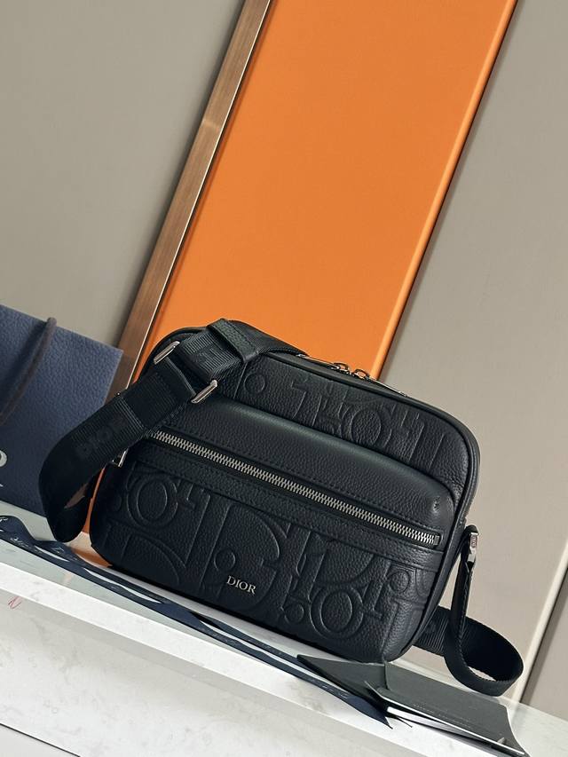 New to the Fall 2024 menswear collection, the Rider 2.0 zip-around messenger bag
