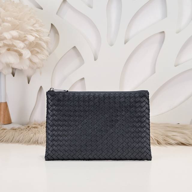Bv-Latest men's clutch bag Original quality Official website Synchronous use of