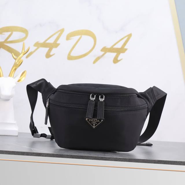 New waist bag model 2Vl038 This waist bag design is not only practical but also