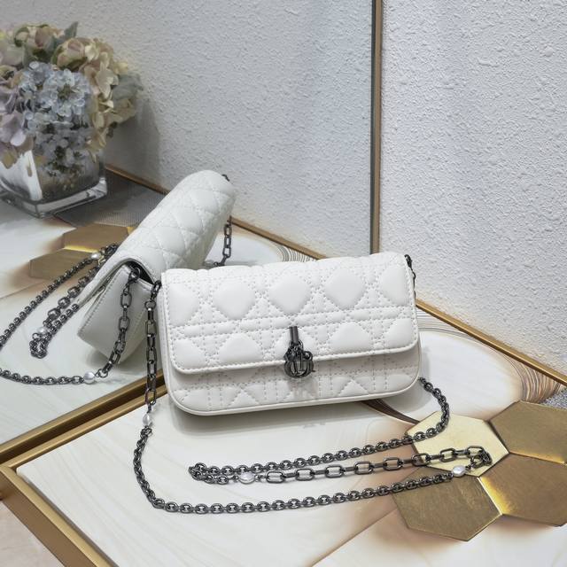 with box, Lady Dior mobile phone bag with white buckle This Lady Dior mobile pho