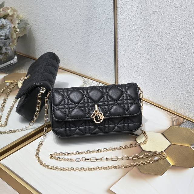 With box, Lady Dior mobile phone bag with black gold buckle This Lady Dior mobil