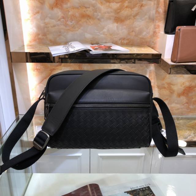 Bv woven messenger bag crossbody bag is a popular item. This messenger bag is ma