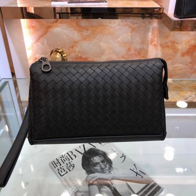 Bv top waxed cowhide leather, unique design style, perfect! Make fashion endless