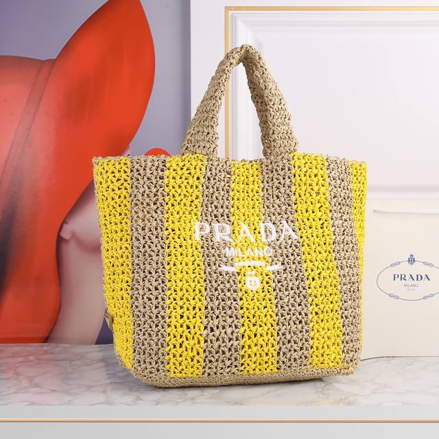Returned Fiber Tote Bag 1Bg86381 Large Colorblocking This fiber tote bag is desi