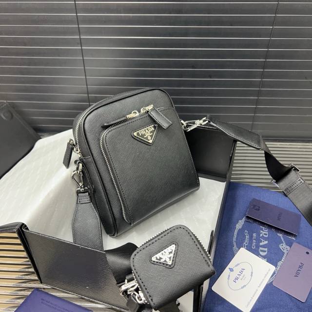 Prada Re-Nylon 2-in-1 leather triangle logo shoulder bag messenger bag crossbody