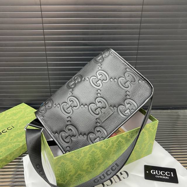 Gucci leather messenger bag crossbody shoulder bag classic all-match real shot o