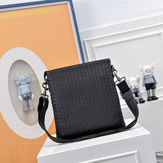 Bv upgraded version Bottega Veneta latest Bv crossbody bag official website sync