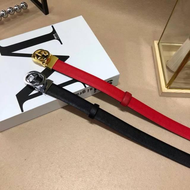 Brand: Gucci Steel buckle Grade: Women's belt. Imported double-sided top layer c