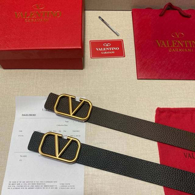 Brand: Valentino Valevtlo imitation copper buckle Grade: original private goods.