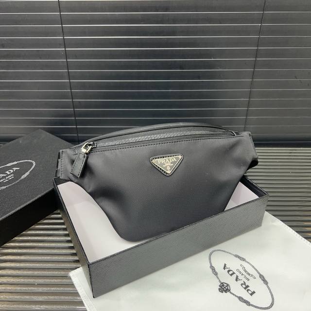 Prada nylon cloth waist bag chest bag men's shoulder backpack classic all-match