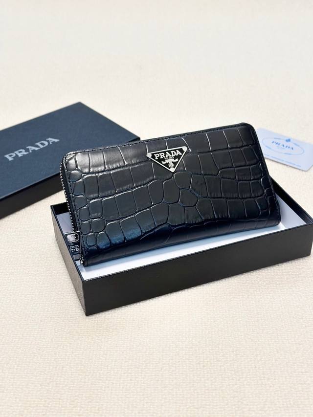 Color Black Size 21X11 Prada men's handbag stone grain cowhide, first-class feel