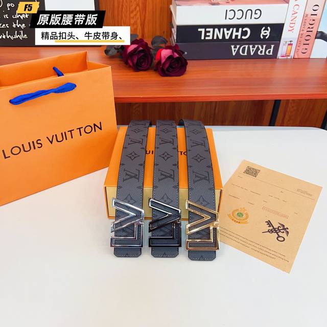 original quality perforated Brand: Louis L men's Color: gray Buckle: gold, silve
