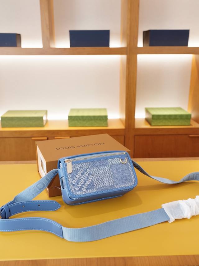 Louis Vuitton official website synchronized high version crossbody shoulder bag