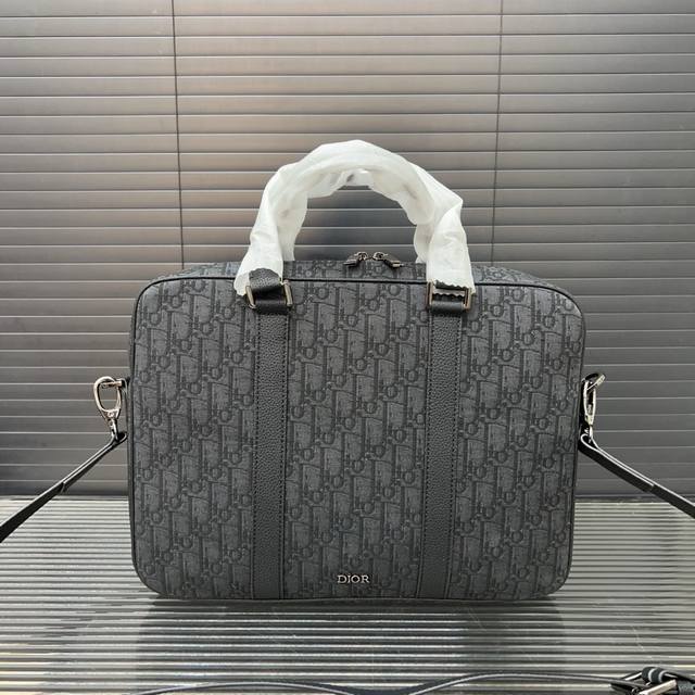 Dior Qblique jacquard fabric Cd embroidery briefcase computer bag handbag classi