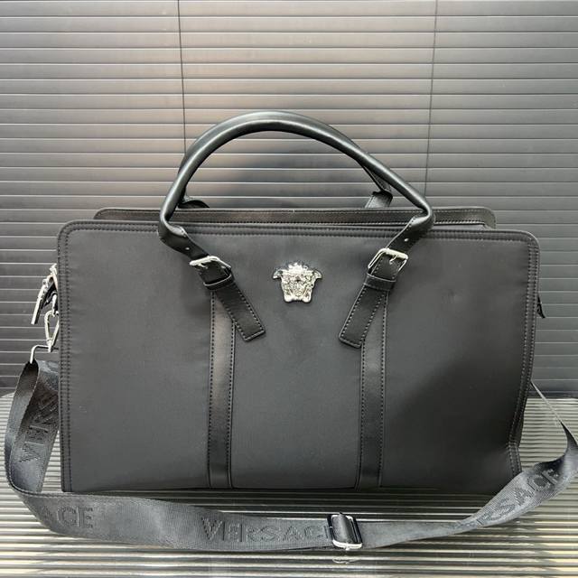 Versace leather briefcase men's bag computer bag handbag classic all-match real