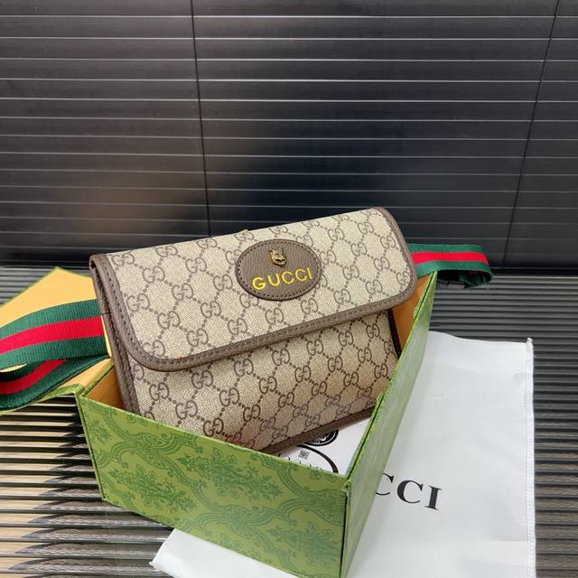 Gucci Neo Vintagegg tiger head waist bag shoulder crossbody bag chest bag classi
