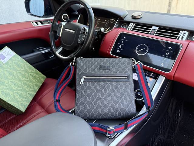 High-end new "Gucci" shoulder bag Gucci Gucci messenger bag Gucci Gucci old flow