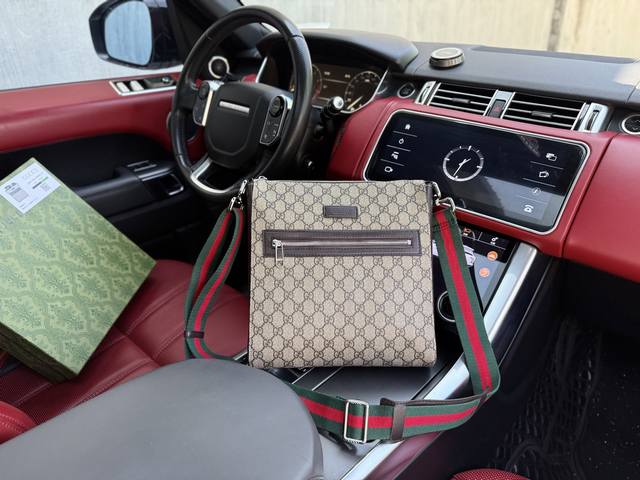 High-end new "Gucci" shoulder bag Gucci Gucci messenger bag Gucci Gucci old flow