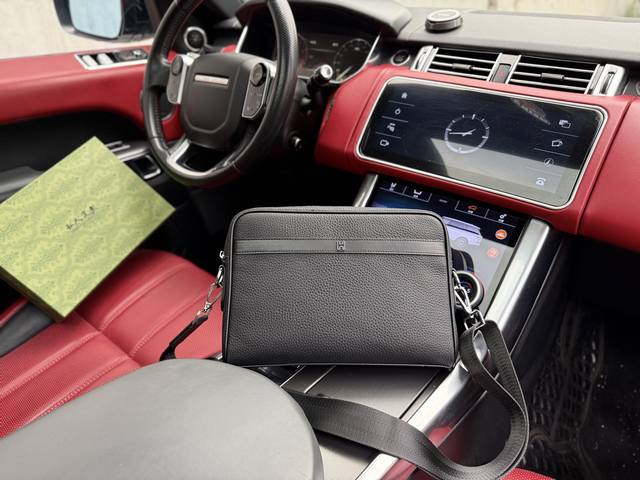 New high-end "Hermes" Hermes shoulder bag Hermes leather messenger bag Adjustabl