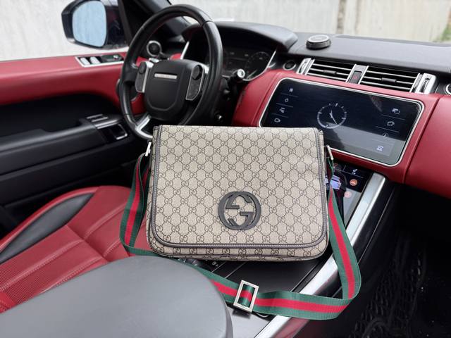 New high-end "Gucci" shoulder bag Gucci Gucci messenger bag Gucci Gucci Ophidia