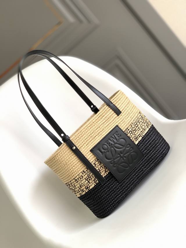 Gradient Raffia and Cow Leather Square Basket Handbag New Color A traditional sq