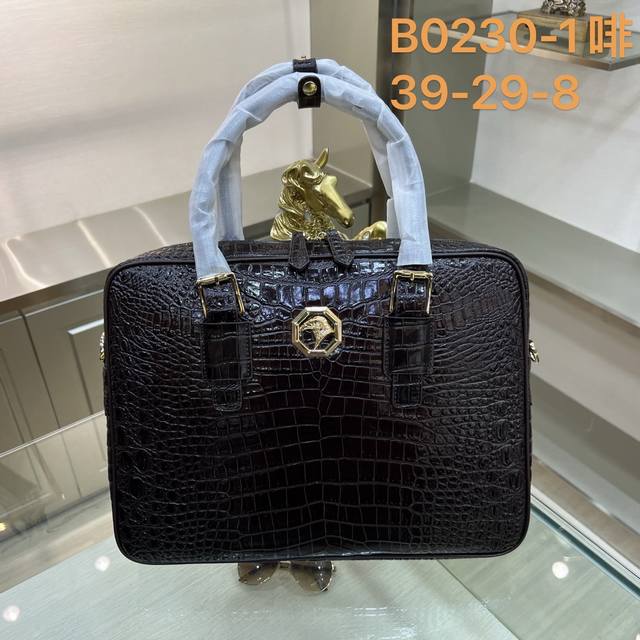 Stefano Ricci-B0230-1 The latest men's briefcase from Stefano Ricci. Made of imp
